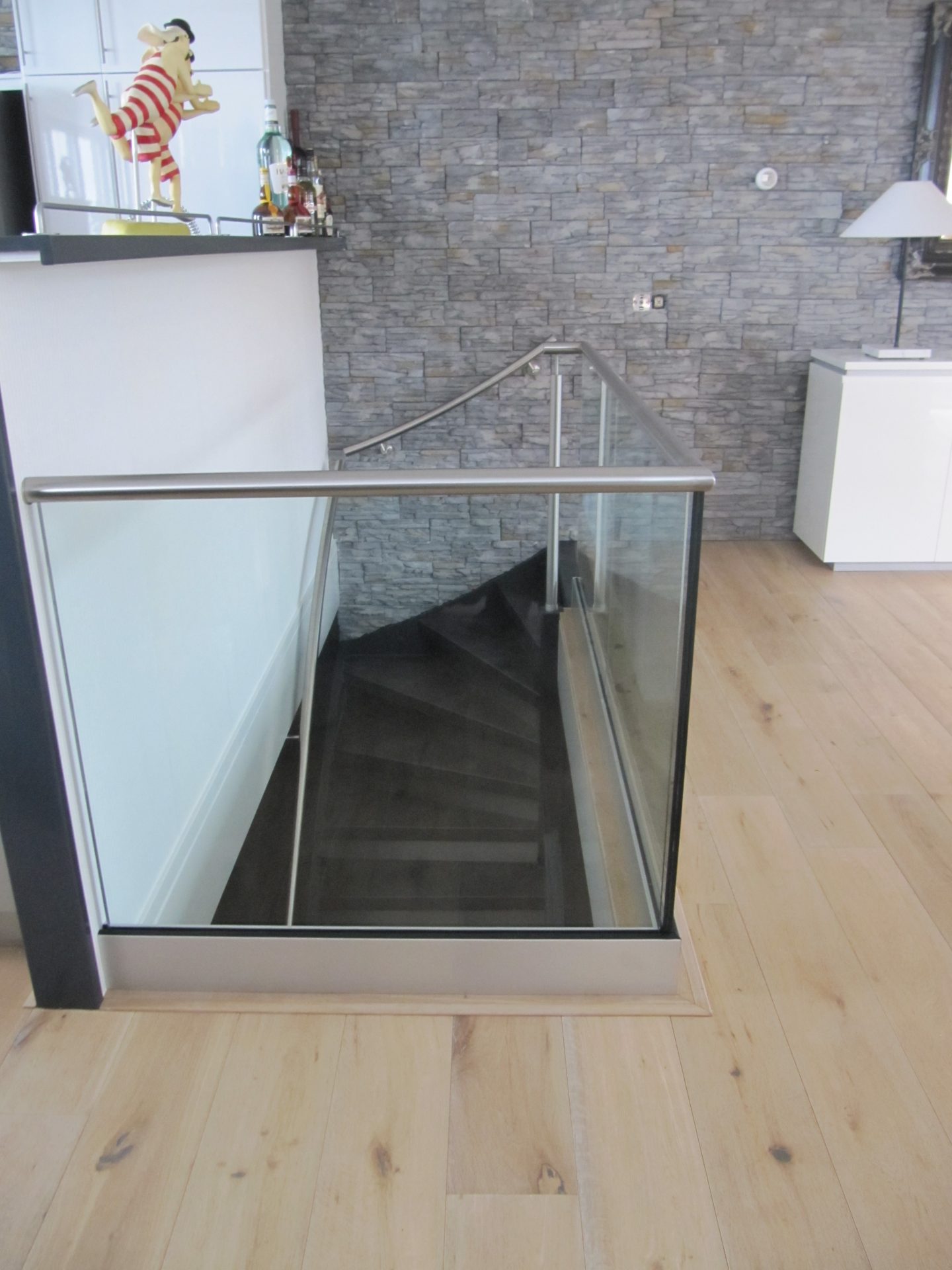 Balustrade De Chaise Belstone – 12 Pouces, Marron Foncé, Marbre Couronne, Moulage